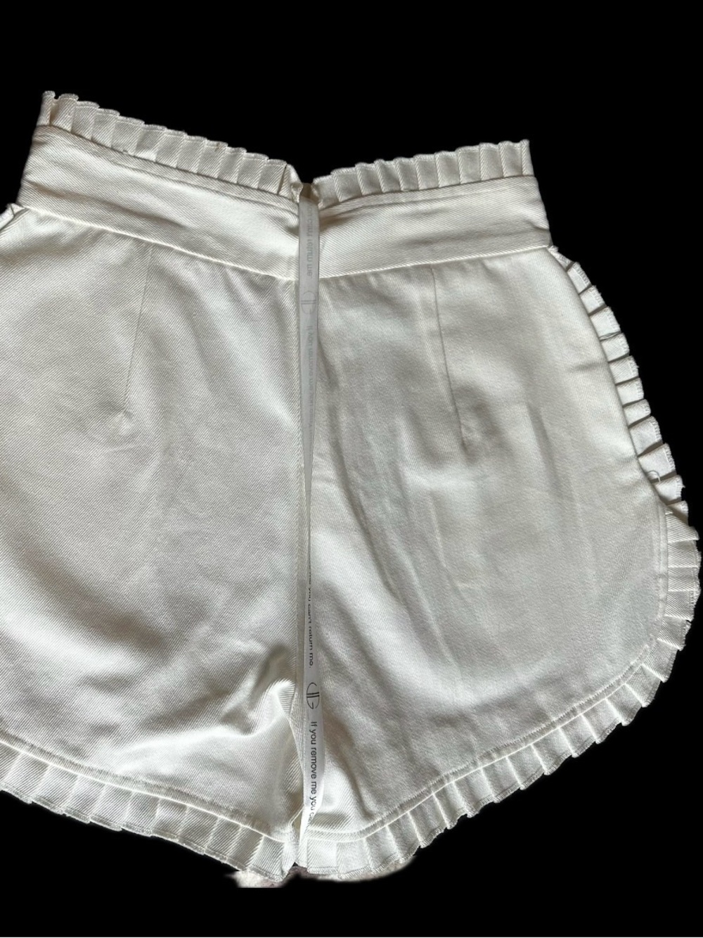 High-Waist White Ruffle-Edge Shorts - Picture 2 of 4